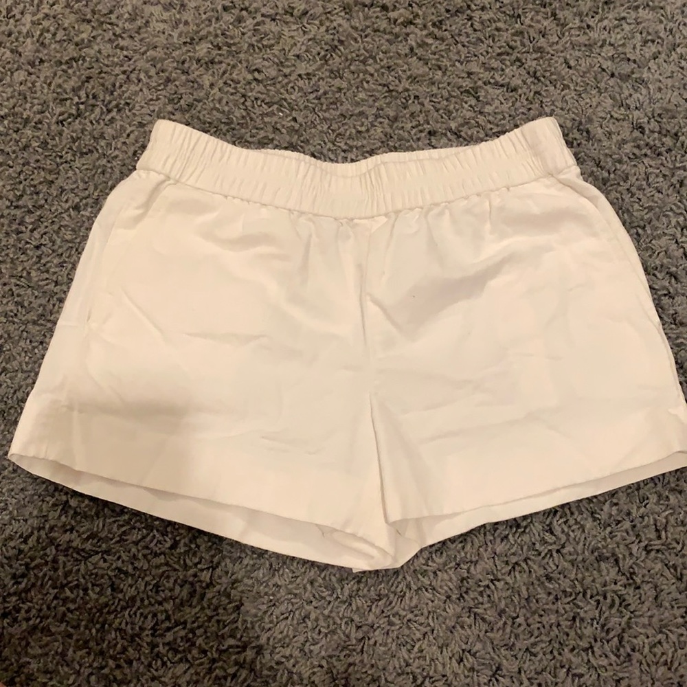 White JCrew shorts. Pockets. Size 0. great for spring break!